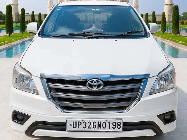 Used 2016 Toyota Innova in Lucknow