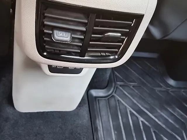 Used Volkswagen Taigun [2021-2023] Topline 1.0 TSI AT in Bangalore