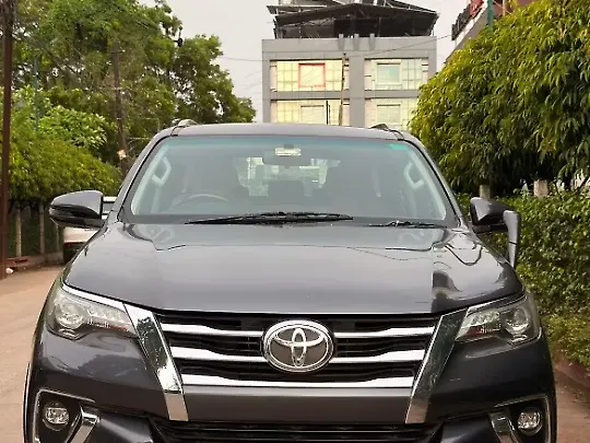 Used 2019 Toyota Fortuner in Indore