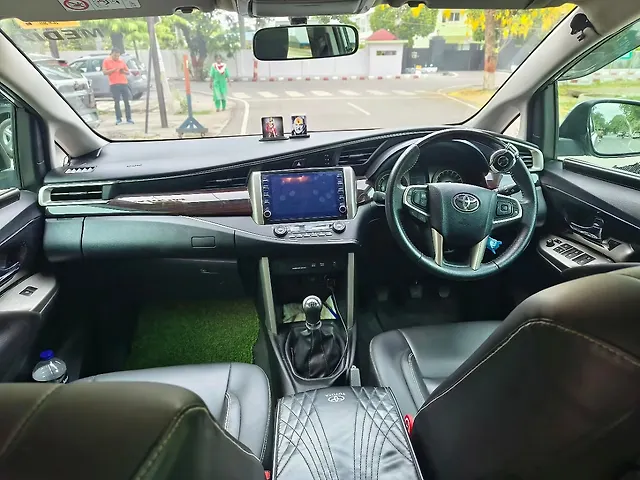 Used Toyota Innova Crysta [2020-2023] VX 2.4 7 STR in Lucknow