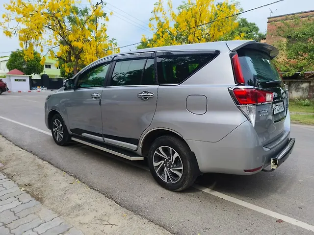 Used Toyota Innova Crysta [2020-2023] VX 2.4 7 STR in Lucknow