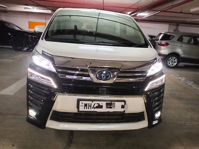 Used 2020 Toyota Vellfire in Mumbai