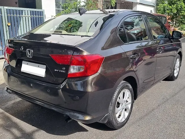 Used Honda Amaze [2018-2021] 1.2 V CVT Petrol [2018-2020] in Bangalore