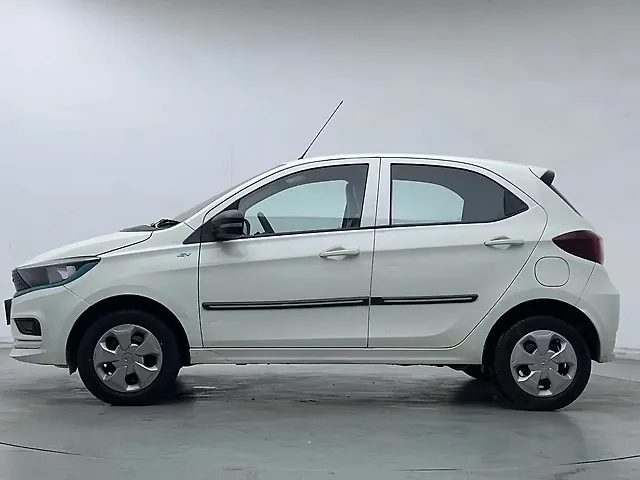 2023 Tata Tiago EV - Photo 2