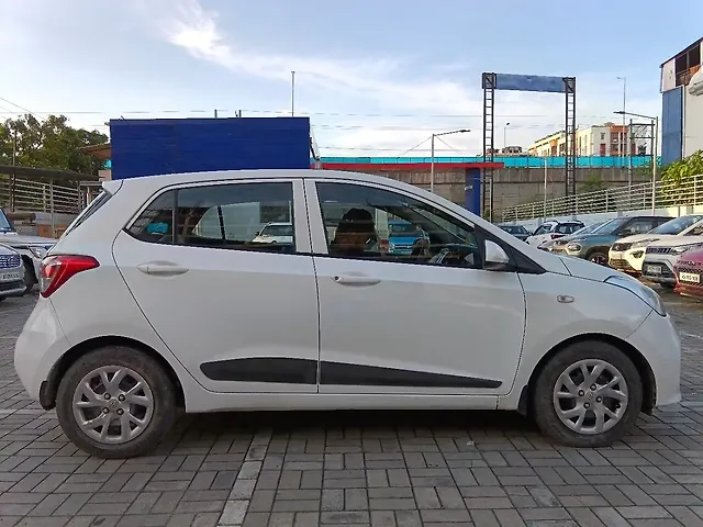Used Hyundai Grand i10 Sportz 1.2 Kappa VTVT [2017-2020] in Guwahati