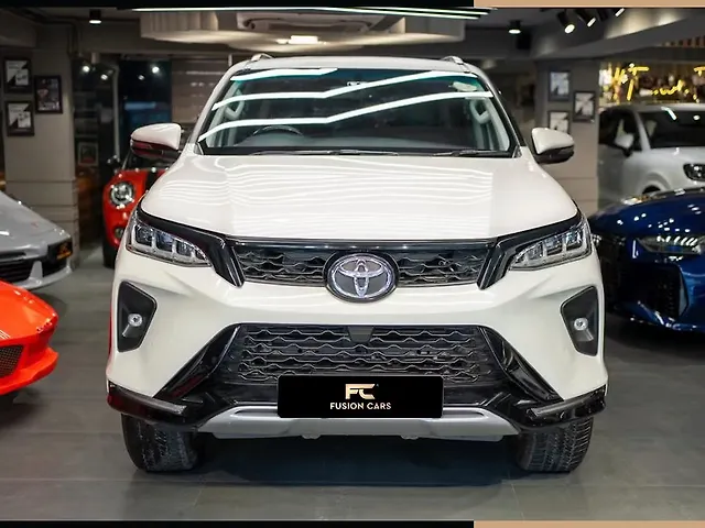 Used 2022 Toyota Fortuner in Delhi