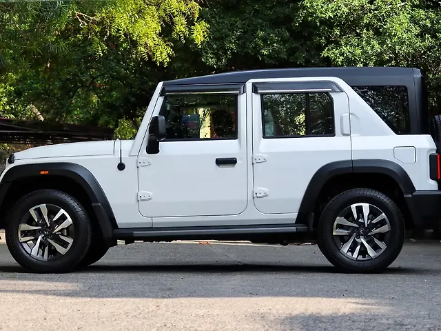 Used Mahindra Thar Roxx AX7 L 2WD Petrol 2.0L Turbo Automatic in Delhi Used Mahindra Thar Roxx AX7 L 2WD Petrol 2.0L Turbo Automatic in Delhi