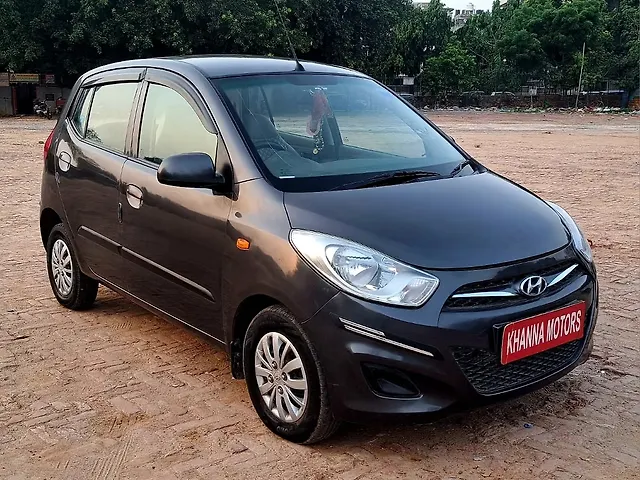 Used 2013 Hyundai i10 in Delhi