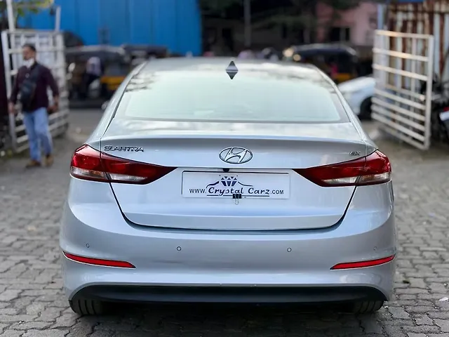 Used Hyundai Elantra SX 2.0 AT in Mumbai