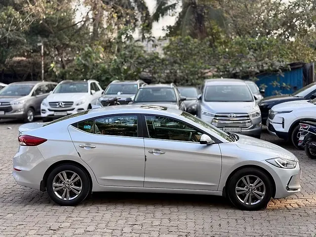 Used Hyundai Elantra SX 2.0 AT in Mumbai