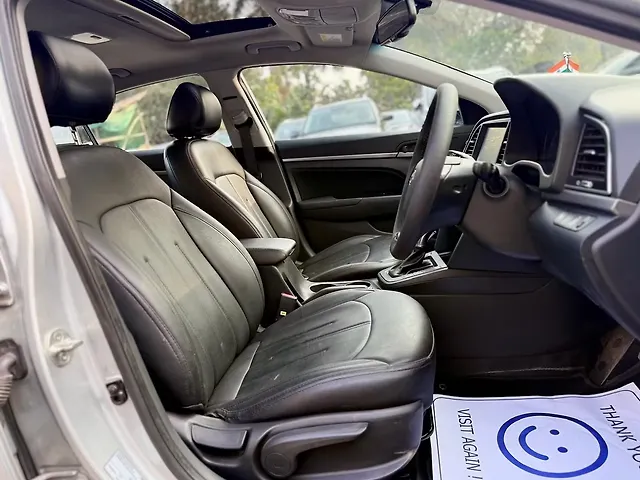 Used Hyundai Elantra SX 2.0 AT in Mumbai