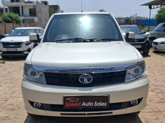 Used 2016 Tata Safari in Lucknow