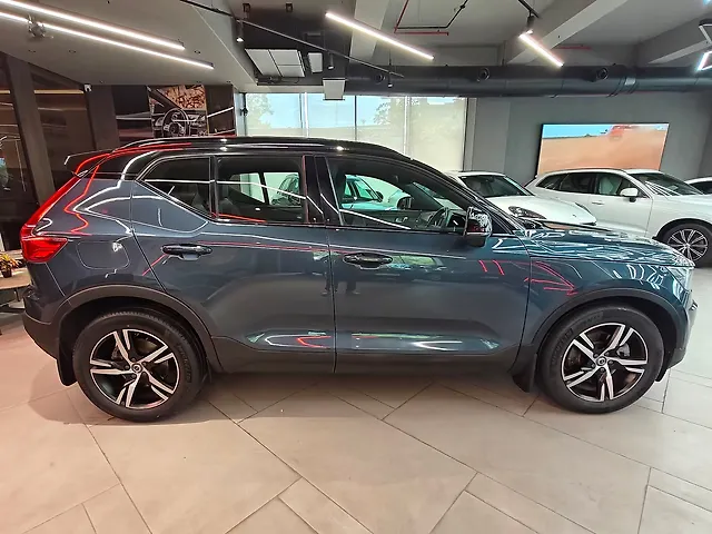 Used Volvo XC40 [2018-2022] T4 R-Design in Ahmedabad
