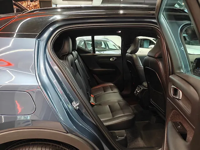 Used Volvo XC40 [2018-2022] T4 R-Design in Ahmedabad