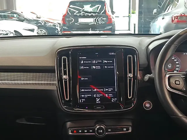 Used Volvo XC40 [2018-2022] T4 R-Design in Ahmedabad