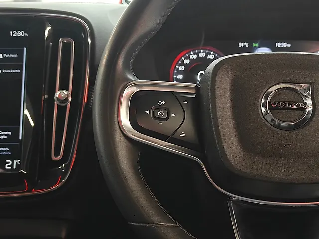 Used Volvo XC40 [2018-2022] T4 R-Design in Ahmedabad