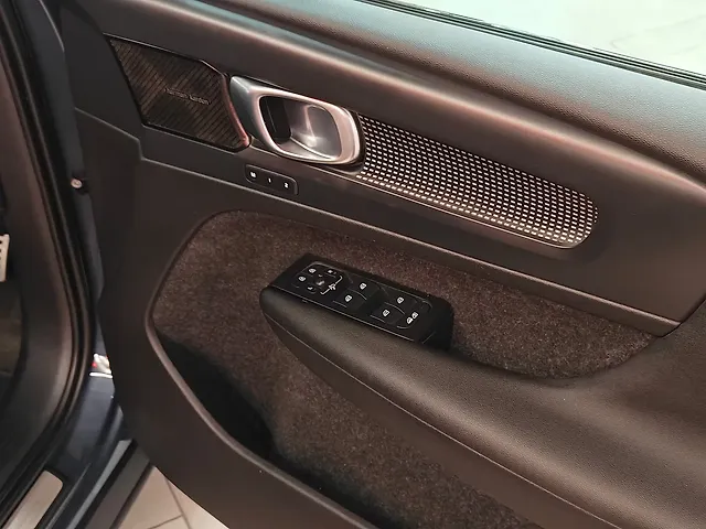 Used Volvo XC40 [2018-2022] T4 R-Design in Ahmedabad