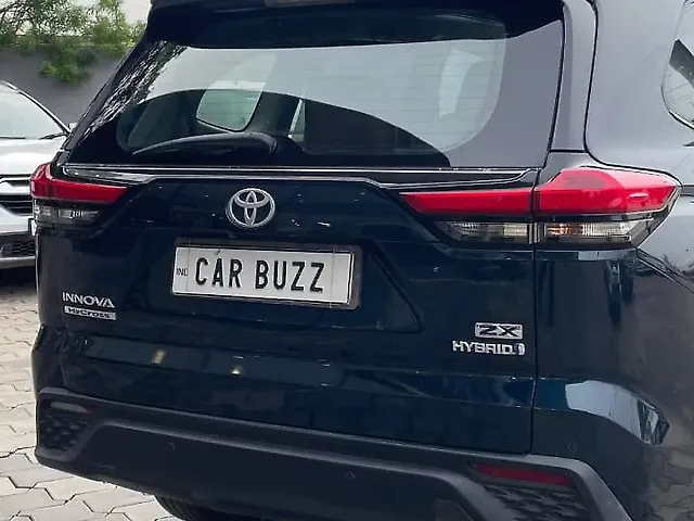 Used 2023 Toyota Innova Hycross in Raipur