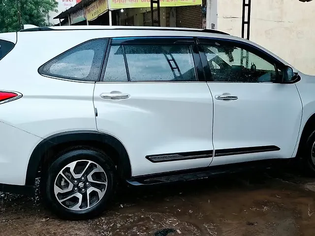 Used Maruti Suzuki Invicto Alpha Plus Hybrid (Electric + Petrol) Automatic 7 STR in Raipur Used Maruti Suzuki Invicto Alpha Plus Hybrid (Electric + Petrol) Automatic 7 STR in Raipur