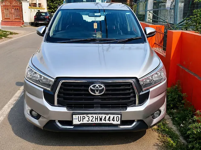 Used 2017 Toyota Innova Crysta in Lucknow