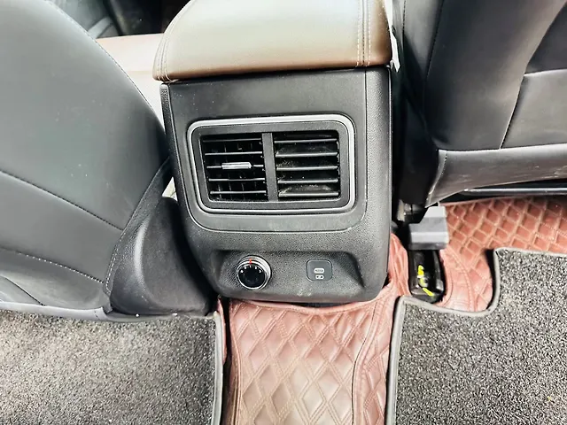 Used Mahindra Scorpio N Z8 S 2WD Petrol 2.0L Turbo Manual 7 STR [2024-2026] in Delhi