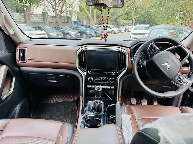 Used Mahindra Scorpio N Z8 S 2WD Petrol 2.0L Turbo Manual 7 STR [2024-2026] in Delhi