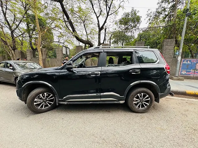 Used Mahindra Scorpio N Z8 S 2WD Petrol 2.0L Turbo Manual 7 STR [2024-2026] in Delhi