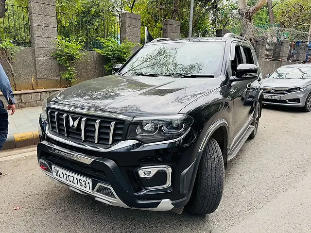 Used Mahindra Scorpio N Z8 S 2WD Petrol 2.0L Turbo Manual 7 STR [2024-2026] in Delhi