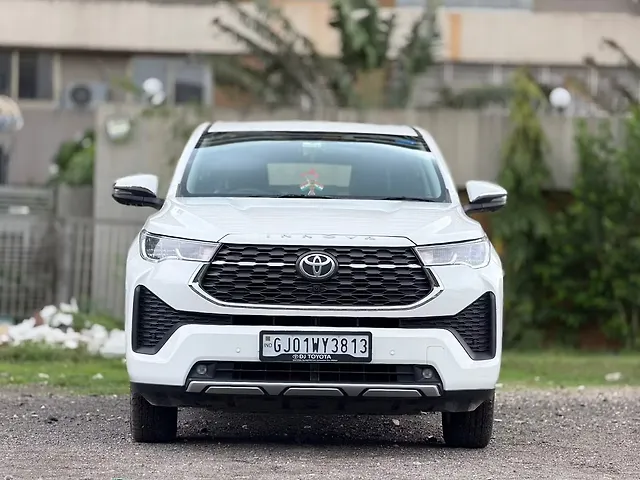 Used 2025 Toyota Innova Hycross in Surat