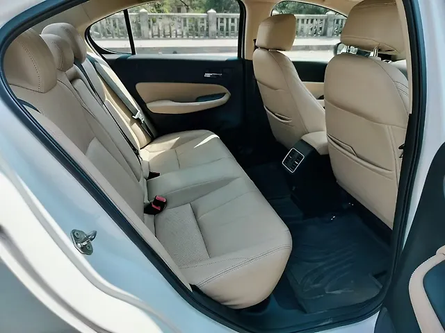 Used Honda City 4th Generation V Petrol in Mumbai