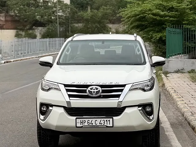 Used 2020 Toyota Fortuner in Delhi