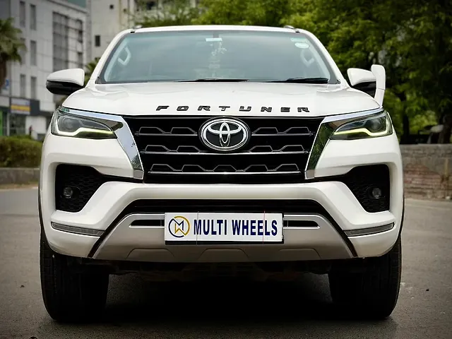 Used 2023 Toyota Fortuner in Delhi