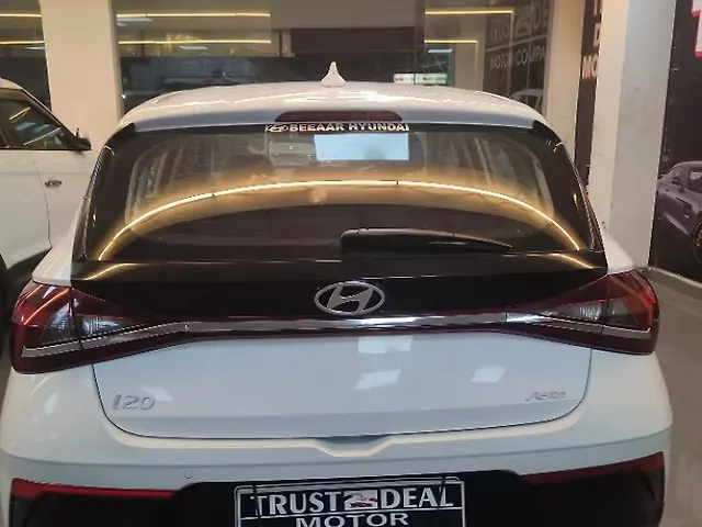 Used Hyundai i20 Asta 1.2 MT [2023-2025] in Lucknow