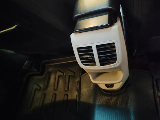 Used Hyundai i20 Asta 1.2 MT [2023-2025] in Lucknow