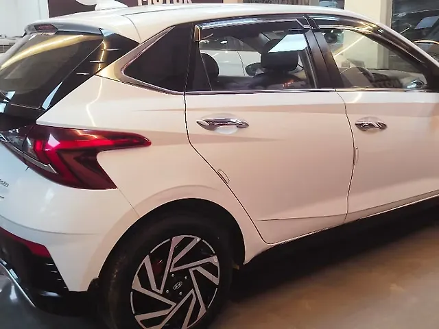 Used Hyundai i20 Asta 1.2 MT [2023-2025] in Lucknow