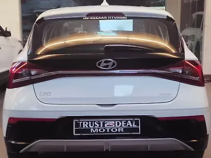 Used Hyundai i20 Asta 1.2 MT [2023-2025] in Lucknow