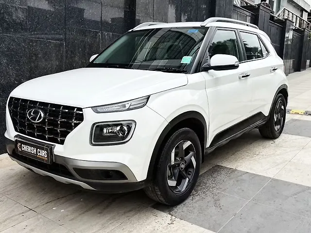 Used 2021 Hyundai Venue in Delhi