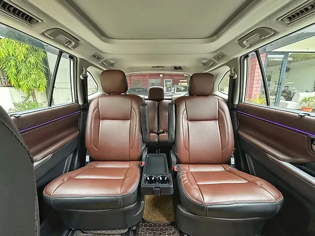 Used Toyota Innova Hycross VX (O) Hybrid (Electric + Petrol) Automatic (e-CVT) 7 STR in Jaipur