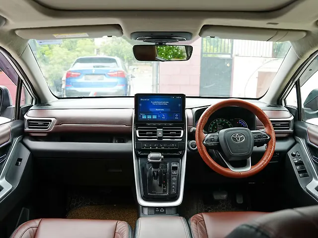 Used Toyota Innova Hycross VX (O) Hybrid (Electric + Petrol) Automatic (e-CVT) 7 STR in Jaipur