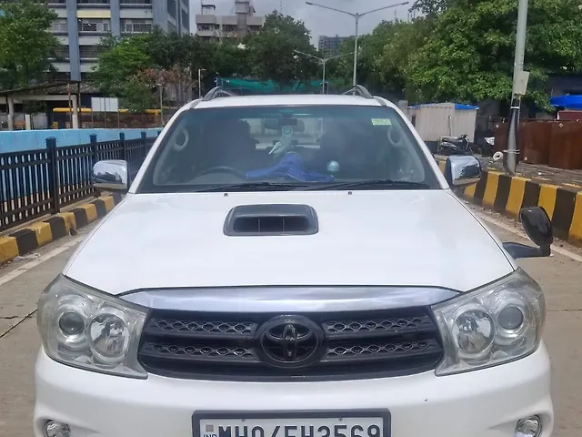 Used 2010 Toyota Fortuner in Mumbai