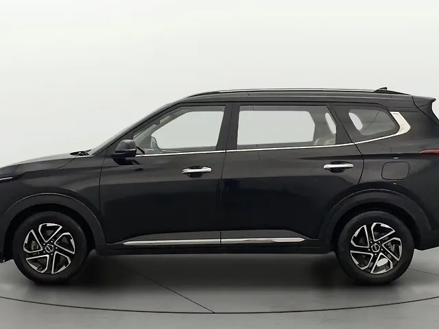 Used Kia Carens [2023-2024] Luxury Plus 1.5 Turbo Petrol DCT 6 STR [2023-2024] in Lucknow