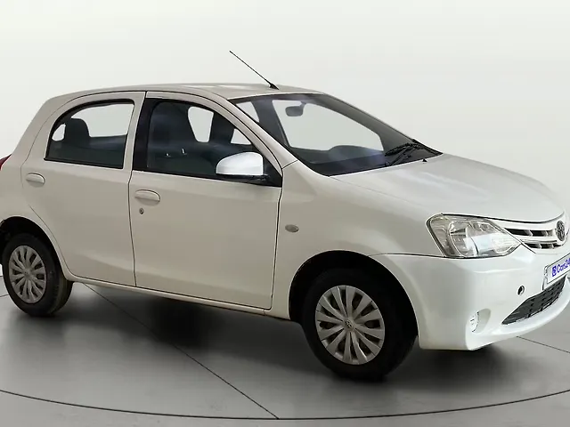 Used 2013 Toyota Etios Liva in Thane