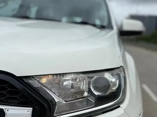 Used Ford Endeavour [2016-2019] Trend 2.2 4x2 AT in Surat