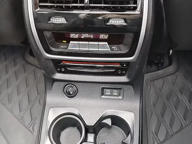 Used BMW X7 [2019-2023] xDrive30d DPE Signature in Mumbai