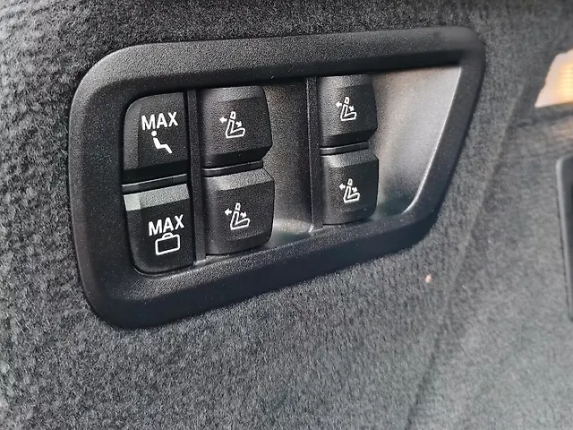 Used BMW X7 [2019-2023] xDrive30d DPE Signature in Mumbai