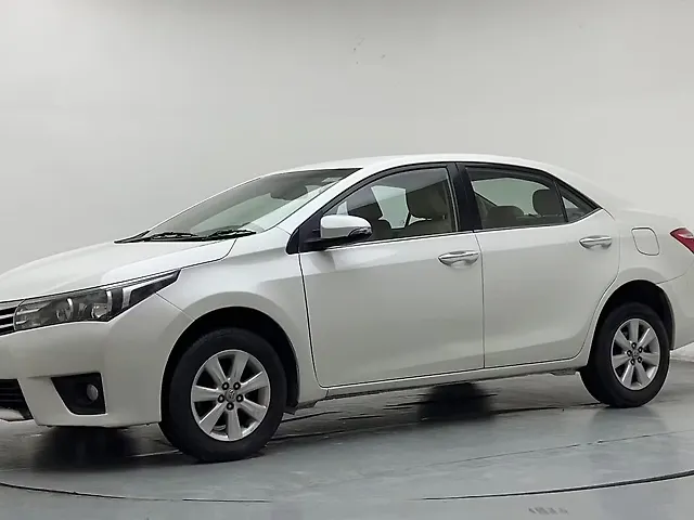 Used 2015 Toyota Corolla Altis in Delhi