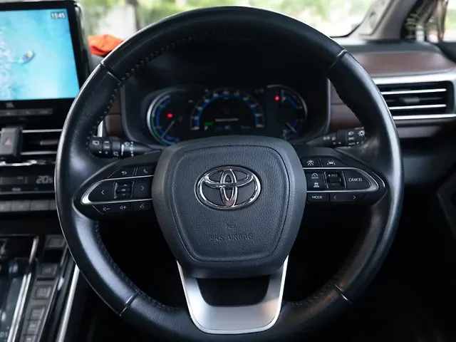 Used Toyota Innova Hycross ZX Hybrid (Electric + Petrol) Automatic (e-CVT) 7 STR in Delhi Used Toyota Innova Hycross ZX Hybrid (Electric + Petrol) Automatic (e-CVT) 7 STR in Delhi