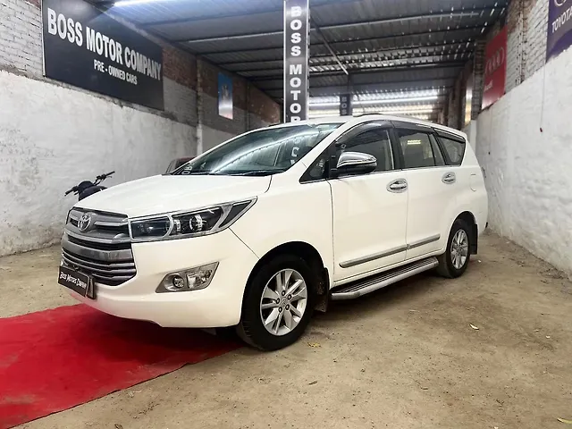 Used Toyota Innova Crysta [2016-2020] 2.4 V Diesel in Lucknow