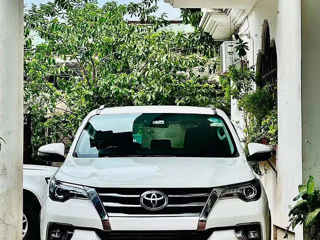 Used Toyota Fortuner [2016-2021] 2.8 4x4 AT [2016-2020] in Lucknow
