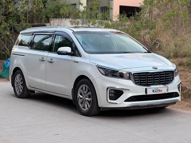 Used 2021 Kia Carnival in Hyderabad